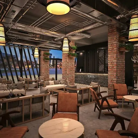 ホテル Afflon Loft City 4*